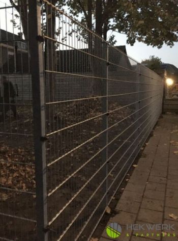 Thermisch verzinkt hekwerk in Voorst Dubbelstaafmat calypso