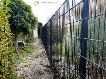 Dubbelstaafmat hekwerk in Ooltgensplaat Zuid Holland