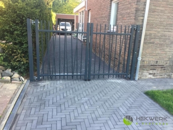 Een Artifence dubbele poort geleverd in Beek Artifence dubbele poort geleverd in Beek
