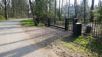 Een artifence hekwerk geleverd in Wolfheze, Gelderland Artifence schuifpoort en looppoort geleverd in Wolfheze