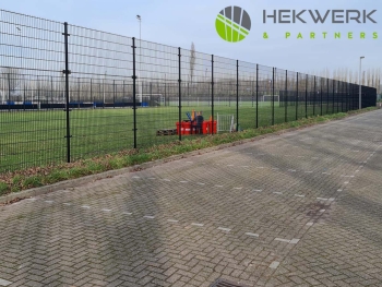 Dubbelstaafmat hekwerk en poorten geleverd in Spijkenisse